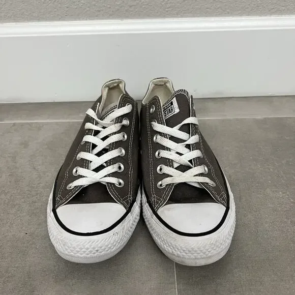 Converse Chuck Taylor All Star Mens 7.5/Womens 9.5 Gray Low Top Casual Shoes - Picture 2 of 5
